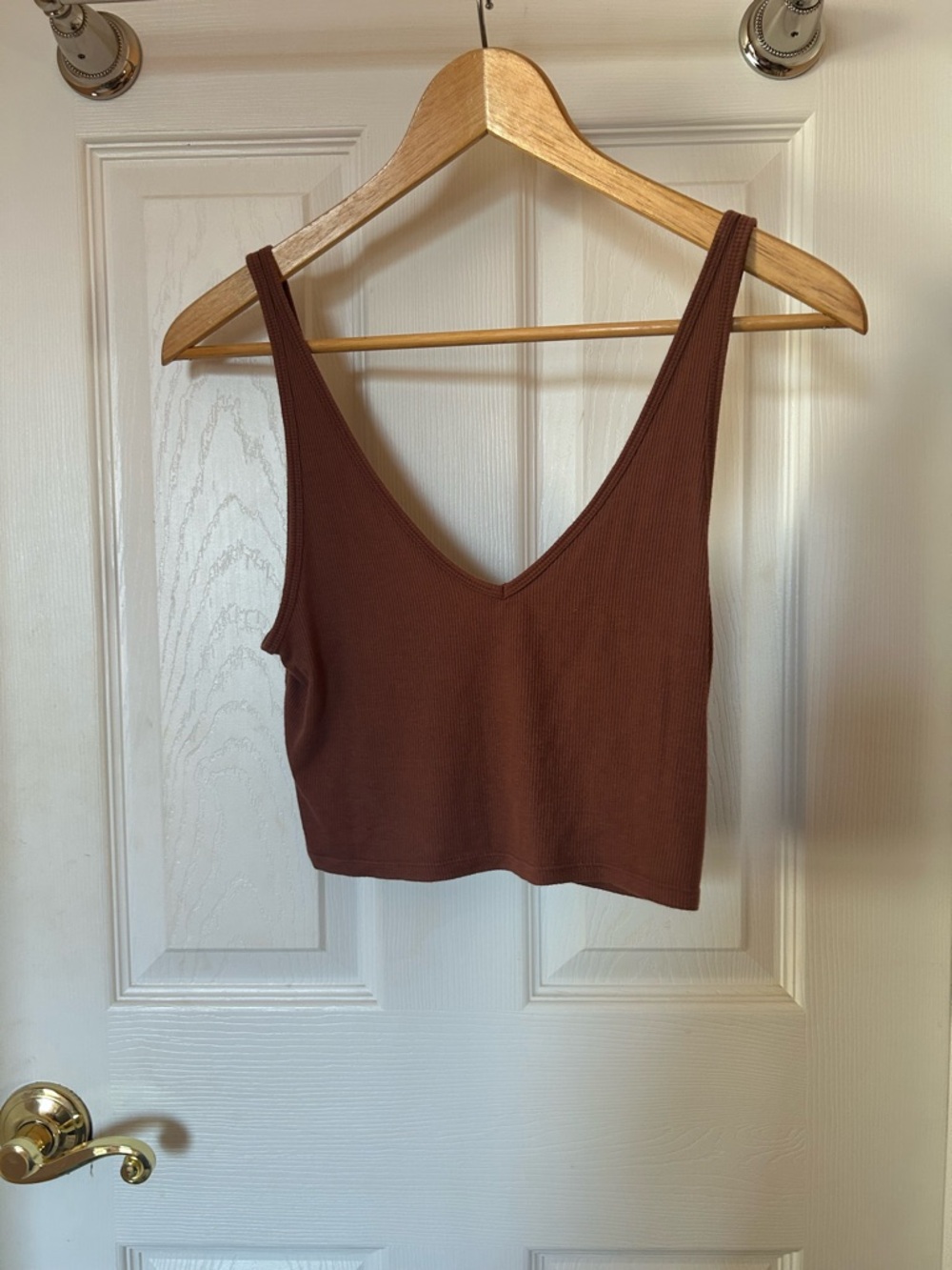 Pacsun Ribbed V-Neck Crop Top